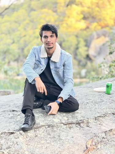 Umer Fizaan