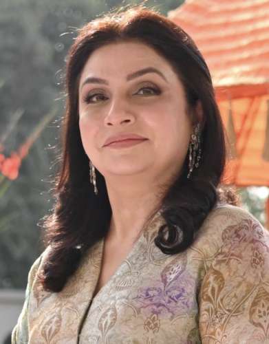 Nosheen Khan