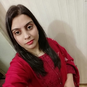 Maryam Khalid