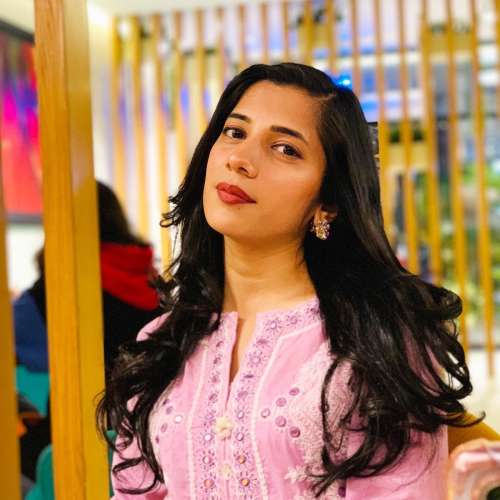 Maryum Iqbal 