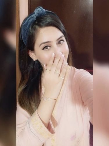 Arooj Khan